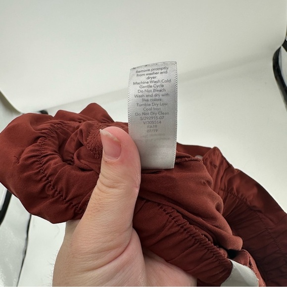 Athleta Skyline Pant Paperbag Waist Adirondack Brown Pants Size 6 - Picture 7 of 7